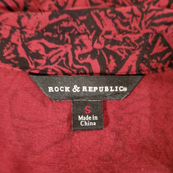 Rock & Republic Womens Rose Floral Button Hi-Low Top Size S Red Vamp Whimsigoth - Picture 9 of 13